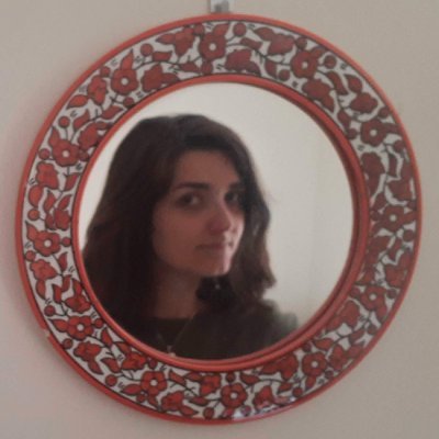 Française à temps partiel, full-time third culture kid. She/her.
Editor/writer/overall word wrangler. Tweets about MENA & other stuff. Views my own, etc.