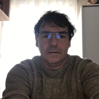 Lau77Lic's profile picture. Juste citoyen !