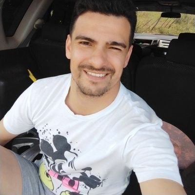 Mi frase: Tengo mucha locura, en tanta hermosura.
Ing. Quim. cargado en un 99,9999%
