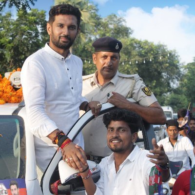 👉माँ की दुआ वक़्त तो क्या नसीब भी बदल देती है👈