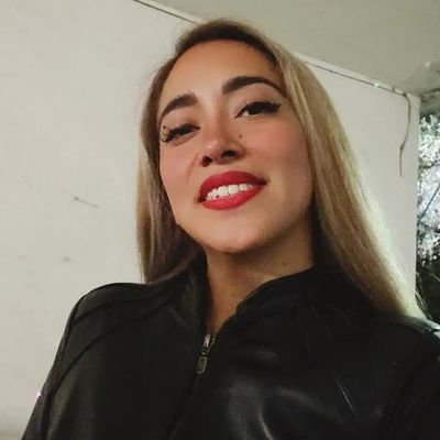 Amo las artes, principalmente aquellas que tengas que involucrar al papel