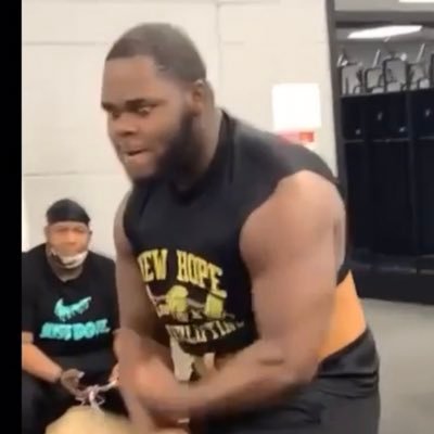 Class of 2022. Right guard🏈💪🏾🏈. 6’2 310lbs. New hope highschhttp://www.hudl.com/v/2GGehZbqOI. NEMCC guard🟡🖤 🐯