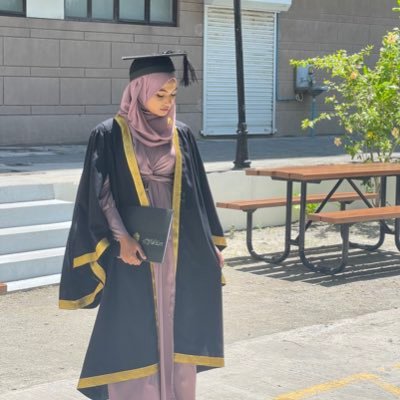 HasanZushan's profile picture. mdv🇲🇻| 👩🏻‍🎓