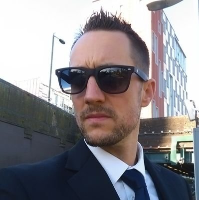 Helping ppl discover new ways to big wins. Fast. - Winning is everything that matters. - Digital marketing. Sales. Square Mile. - Founder of @wearemartingrey