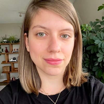Software Developer from Rio 🇧🇷 living in Chicago 🇺🇸 and working for CompanyCam 💙. https://t.co/CsT2bBG4vQ. She/her.