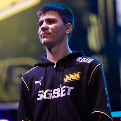 Professional CS2 player for @natusvincere https://t.co/7qniOPSTBE