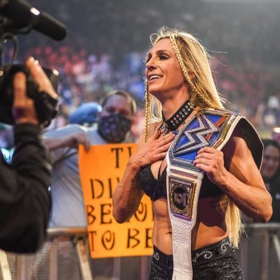 Fan Page for 13x WWE Womens Champion Charlotte Flair👑 Go follow the queen @MsCharlotteWWE