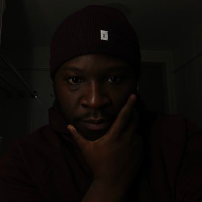 tosin2b's profile picture. //