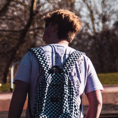ElliotHodges8's profile picture.