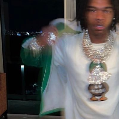 yagirllauryn1's profile picture. sheesh