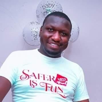 weeky_m's profile picture. This is me!!!