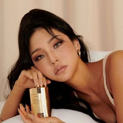 RSo6nWYALBVQ16h's profile picture. 𝘏𝘰𝘯𝘨𝘦𝘯𝘦𝘴𝘦 𝘵𝘰𝘯𝘨𝘶𝘦
@MeileeCjorissa