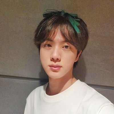 Dexxtzal's profile picture. 25 | she/her | Koobi enthusiast 💜💚 | 🌿