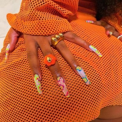 Imkitty77's profile picture. 24 years old
here for vibes 
want to learn to make money