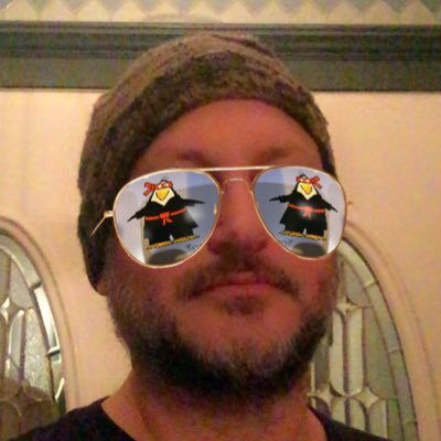 neomaxizoomdweebie, Panlicker Emeritus 🧑🎓, medieval Paladin lvl 12 ⚔️ 'weilder of fine comments', expert eater of lox bagels & cream cheese. ✡️