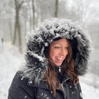 Emily Kalwak (@ekalwak) Twitter profile photo