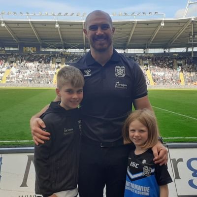 Family, Sport & Fitness 🏉⚽🏈🏏🥊💪🏼
PE Teacher @wolfretonsport
Coach RFL @Goole_VikingsRL @GBTeachersRL
TalentID @Hullfcofficial
RFU @Hullensiansrufc