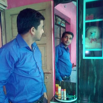 SantoshWadhank1's profile picture. माझी ना कुणाशी स्पर्धा आहे ना कुणाच्या समोर जायची अपेक्षा आहे फक्त स्वतःला सिद्ध करायची जिद्द आहे.....