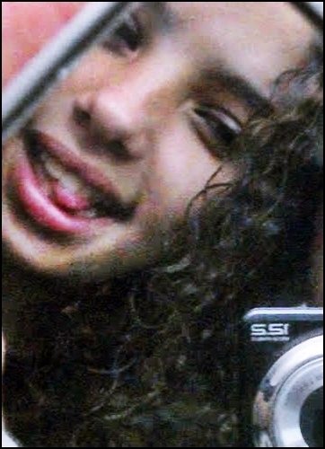 Segue?
eu sigo de voltaaa*-*
