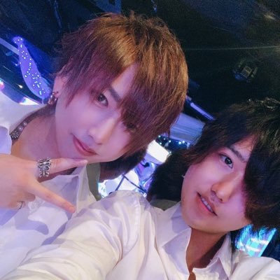 Twitterはじめてみました😙 アイズ1のパリピ！メイウェザーの従兄弟です！ 酒回避率100% ！名古屋早飲み対決Best8！無限ちゃんじゃ王座！担々麺は一から作れます。ライバルはうちはマダラ。では！！