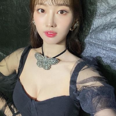only mia sihyeon 👌 fan chị mẹ của iseo