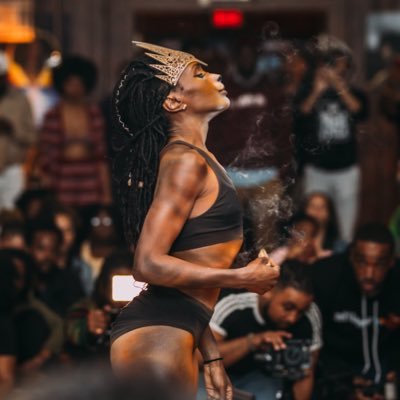 ✨Where Yoga meets Art. ✨ Next Show? ||ATL|| August, 2022☺️ : movingartatl@gmail.com Click the link in the bio for tickets!