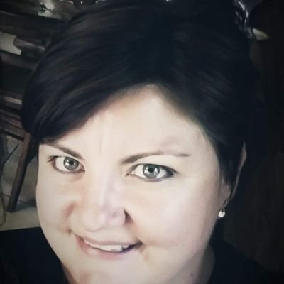 batesericaa's profile picture. Hotel Manager