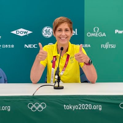 Communicator & (Social) Media hack; (Women in) Sports enthusiast & ex-Rower; AUS-GER Living Strong Idealist #sport #socialmedia #politics My own views!