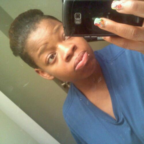 imma LESBIAN and im happy:)