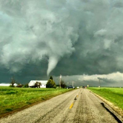Exploring & researching & filming the planet's wildest storms 🌪⛈📸🎥 | #tornado #meteorology #weather #wxtwitter