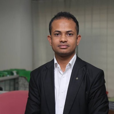 Hello, I am Ektiar. I am dedicated and hard working Graphic designer who believes in honesty and good working relation