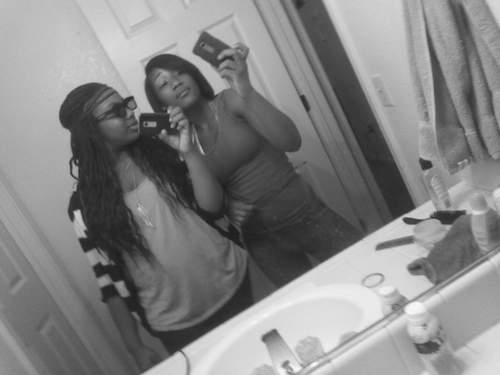 PrettiM18's profile picture. 