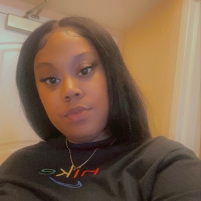 Introverted not trying to kick it, private life please mind your business! 😶🌫️