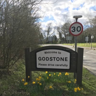 Celebrating #Godstone, South Godstone and the surrounding area. For any advertising/sponsorship opportunities, please DM.