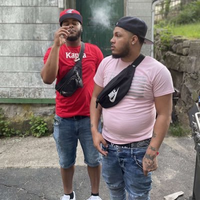 life goes on with or with out you I just pray that my day don't come early. I'm on a come up gotta get dat bag. Free my brothers 😈🙏🏿 o$o be the gang