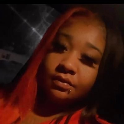 ShayyBoooo's profile picture. Owner Of My Lit Bundles & Boutique 
#SmallBlackBusiness
🌈🌈🤪