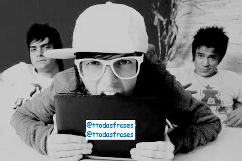 Aqui no @ttodasfrases você encontra frases lindas de todos os tipos!