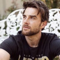Briar Swan (@astuterepose) 's Twitter Profile