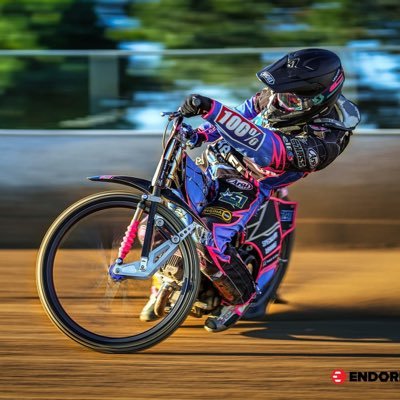 Aussie speedway rider! follow to keep updated ✌️