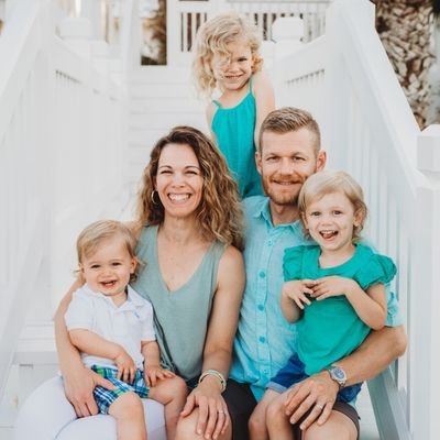Christian to all, Father of 3, Husband to world's most beautiful wife, Son to the best parents ever, SU soccer Coach to many, & huge Nashville Predators Fan