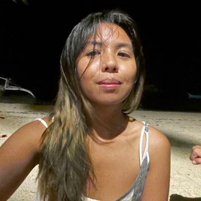 DaniTheBunny's profile picture. Bribe me with Pilsen, i’ll talk.