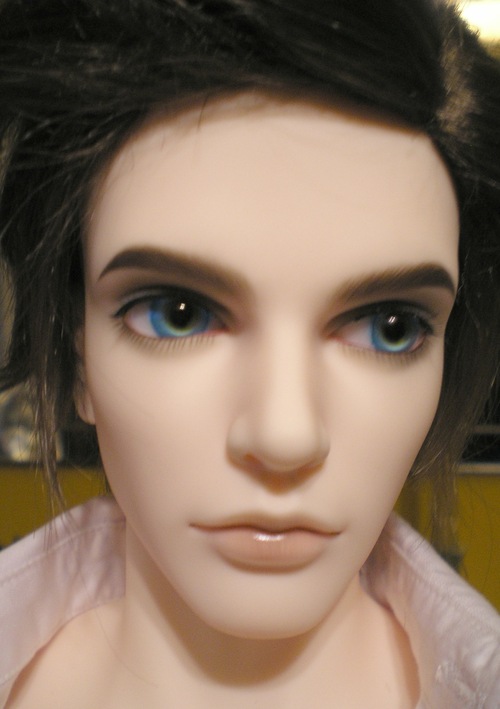 Avid doll, puppet, action figure, comic, manga collector,but I do like stepping out of a wet outfit into a dry martini.