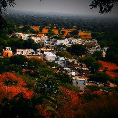 HNLovegujjar's profile picture. Busy