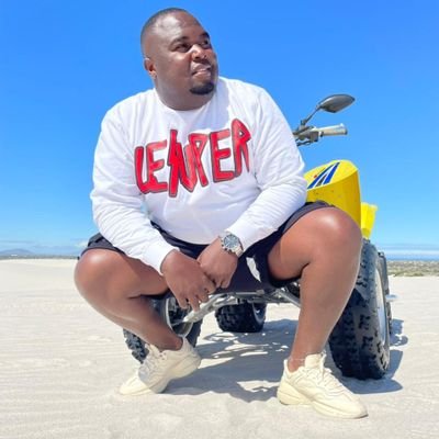 Entrepreneur●Chef●Music●Brother●
Liker of Things
●The time is now,we learn an we excel!!
