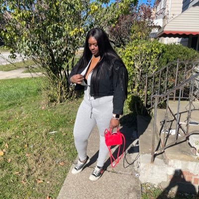 Books✏️& Volleyball is my focus I am sports Addicted...... I loveeeee Monee' ❣#UToledoAlum🚀#warrensvillegotnext 5.20♉️