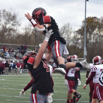 6’3 265/ Point Pleasant High School/Class of ‘22/ TE /OL/ Bench 355/WV 2nd Team all State/Class of 2022