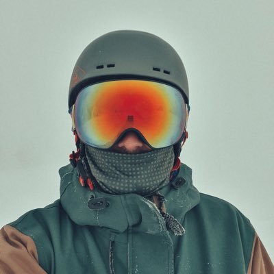 thatdudelucian's profile picture. Hi i am Lucian and sometimes I play videogames!