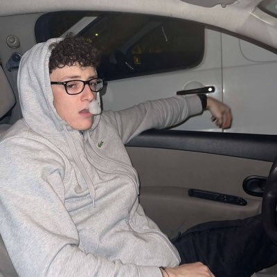 Tout le monde ne peut pas être un grand artiste, mais un grand artiste peut surgir de nulle part