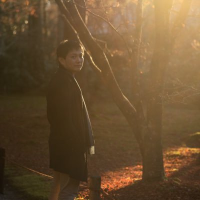 HisaPhotograpy's profile picture. 何故かPENTAXを買った。k-1markii /FA 77mm Limited が好き 📷 島本理生作品が好き 🎹 楽器が好き 🎻 ミステリアスな人が好き 👽 めんどくさいのが苦手 😶‍🌫️ ただ静かに写真を撮っています 🌙 作例集はインスタにて #写真に祈りを込めて