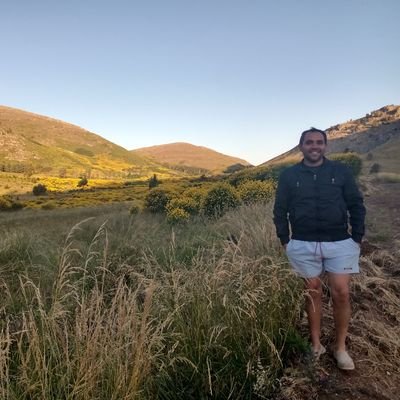 Ingeniero Industrial, MBA Agronegocios UBA. Encenderé de noche el sol para sentir libertad...